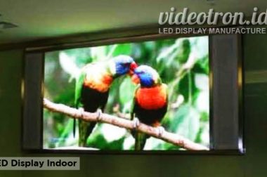 Perbedaan Videotron dengan Monitor LCD